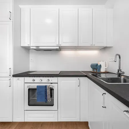 Apartment Castle And Danube View