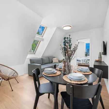 Castle And Danube View Апартаменти Братислава