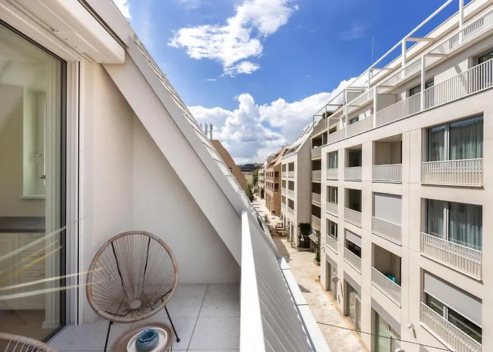 Castle And Danube View Apartament *